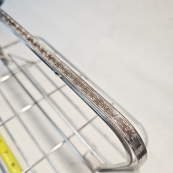 Mid Century Dorothy Thorpe 8 Slot Silver Floral Embossed Metal Glass Caddy - Picture 4 of 10